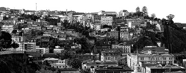 “El incendio perfecto” de Valparaíso, emergencia del patrimonio paisajístico y su reconstrucción.